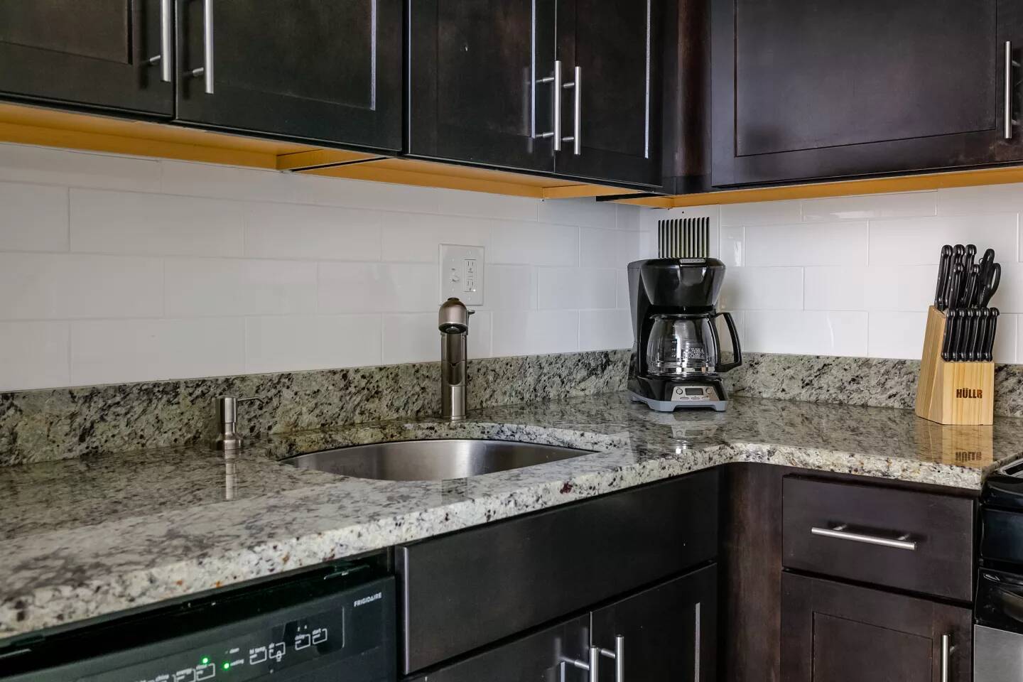 Central Suites Bright Studio