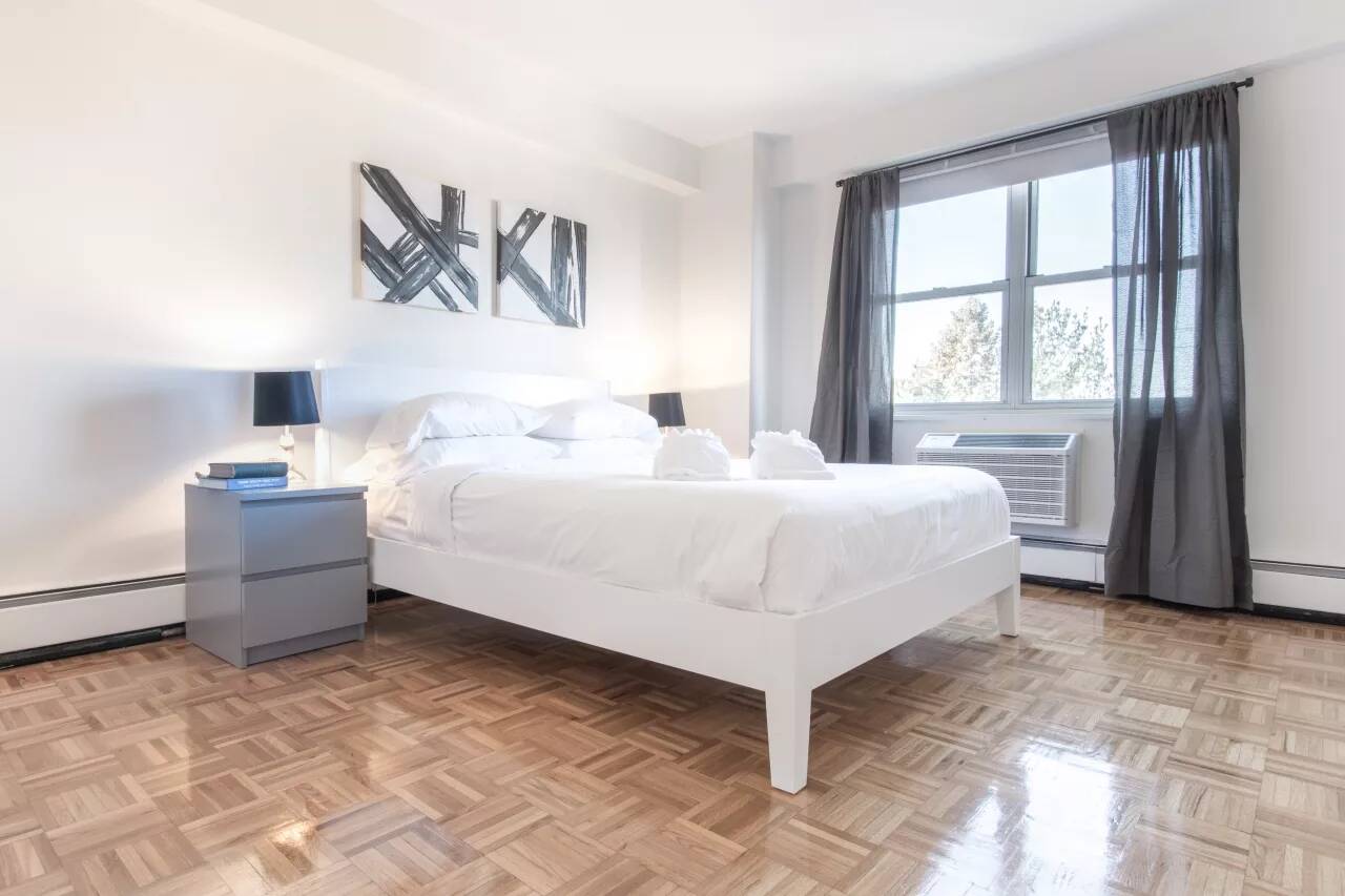 Theater District | Charming 1BR + Kitchen
