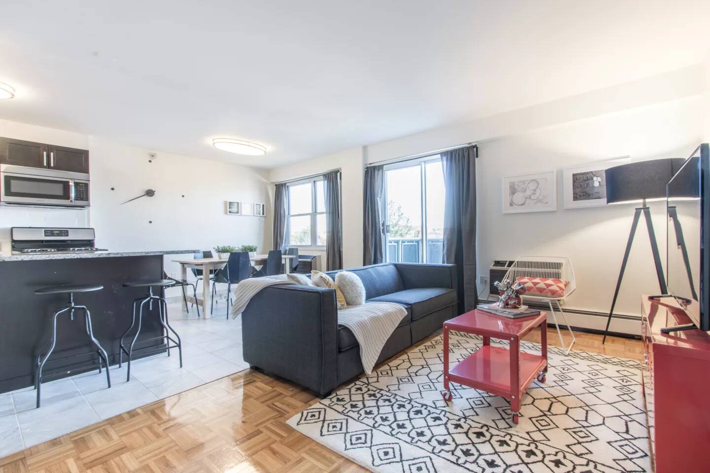 Theater District | Charming 1BR + Kitchen